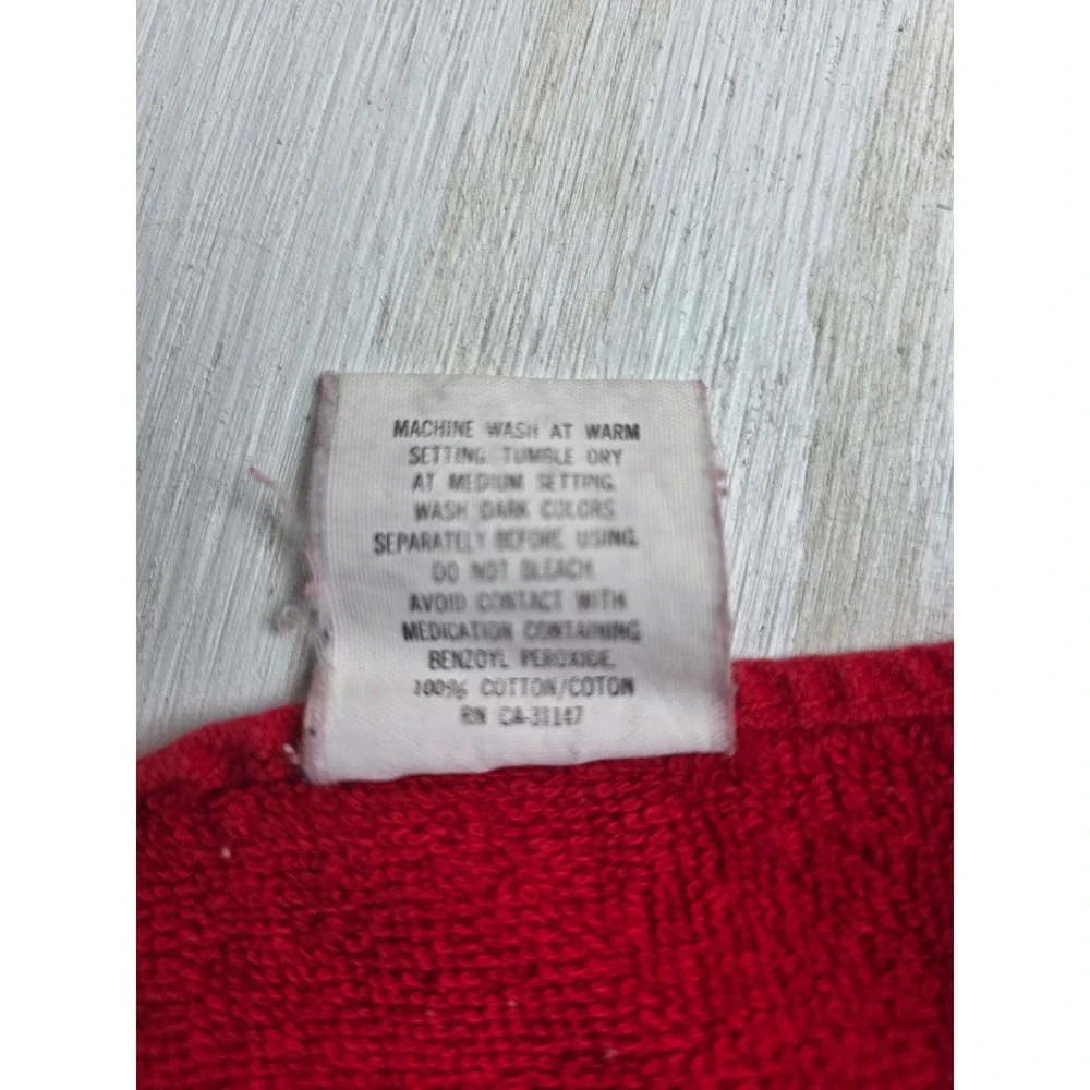 Vintage Christmas Fingertip Towels Red Cotton Embroidered Wreath Tree Set of 3